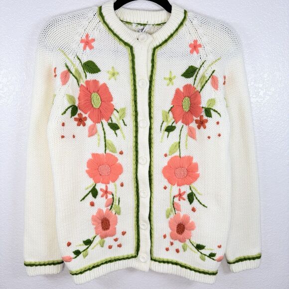 VINTAGE Starlight Trading White Cream Floral Cardigan Sweater Size Medium Granny - Picture 2 of 11
